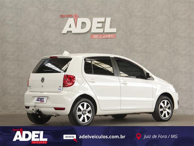 VOLKSWAGEN FOX 1.6 MI TOTAL FLEX 8V 5P 2013