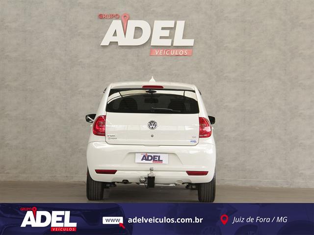 VOLKSWAGEN FOX 1.6 MI TOTAL FLEX 8V 5P 2013