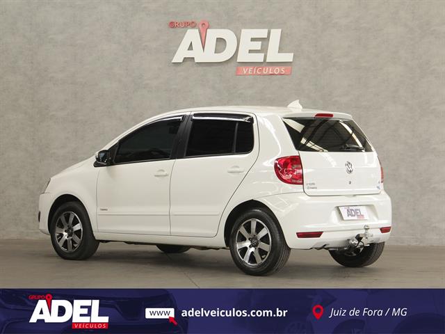 VOLKSWAGEN FOX 1.6 MI TOTAL FLEX 8V 5P 2013