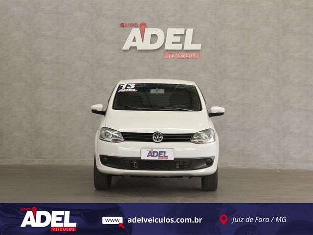 VOLKSWAGEN FOX 1.6 MI TOTAL FLEX 8V 5P 2013