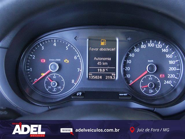 VOLKSWAGEN Fox 1.6 MI TOTAL FLEX 8V 5P 2013
