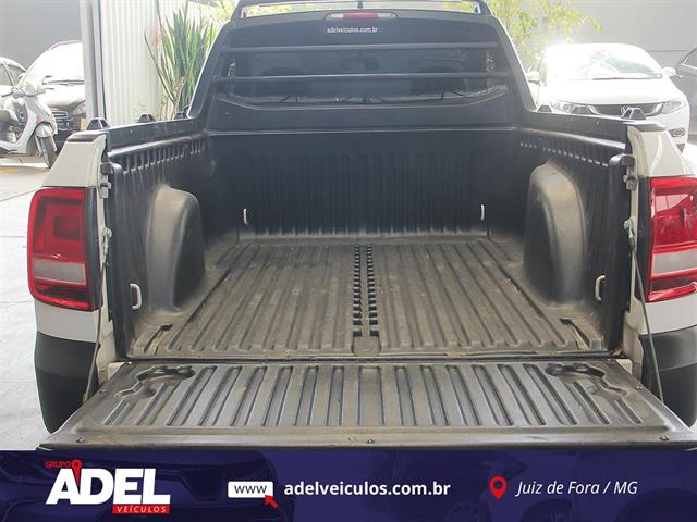 VOLKSWAGEN Saveiro ROBUST 1.6 TOTAL FLEX 16V 2023