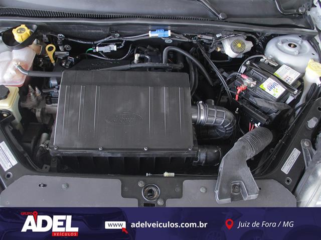 FORD Fiesta 1.6 16V FLEX MEC. 5P 2014