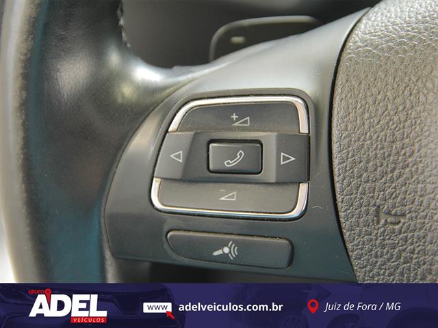 VOLKSWAGEN JETTA COMFORTLINE 2.0 T.FLEX 8V 4P TIPT. 2013