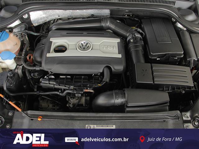 VOLKSWAGEN JETTA COMFORTLINE 2.0 T.FLEX 8V 4P TIPT. 2013