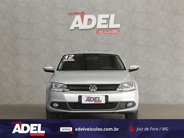 VOLKSWAGEN JETTA COMFORTLINE 2.0 T.FLEX 8V 4P TIPT. 2013