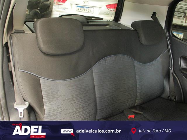 FIAT UNO ATTRACTIVE 1.0 FIRE FLEX 8V 5P 2015