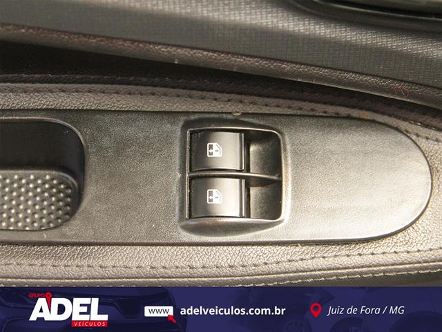 FIAT UNO ATTRACTIVE 1.0 FIRE FLEX 8V 5P 2015