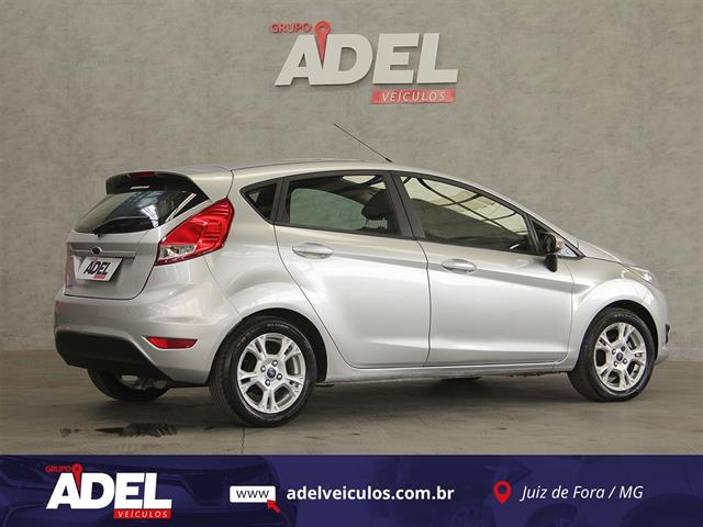 FORD FIESTA 1.5 16V FLEX MEC. 5P 2015