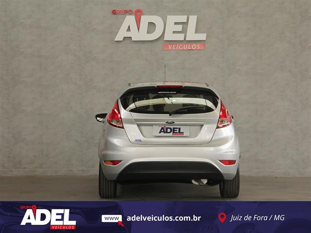 FORD FIESTA 1.5 16V FLEX MEC. 5P 2015