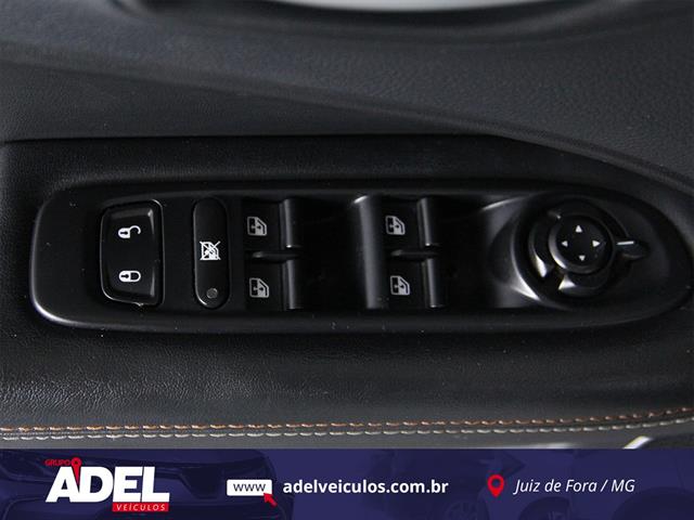 JEEP COMPASS LONGITUDE 2.0 4X2 FLEX 16V AUT. 2018