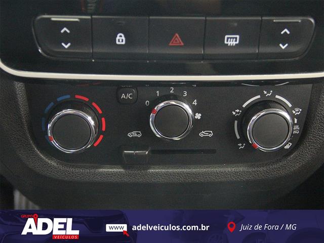 RENAULT KWID INTENSE 1.0 FLEX 12V 5P MEC. 2022