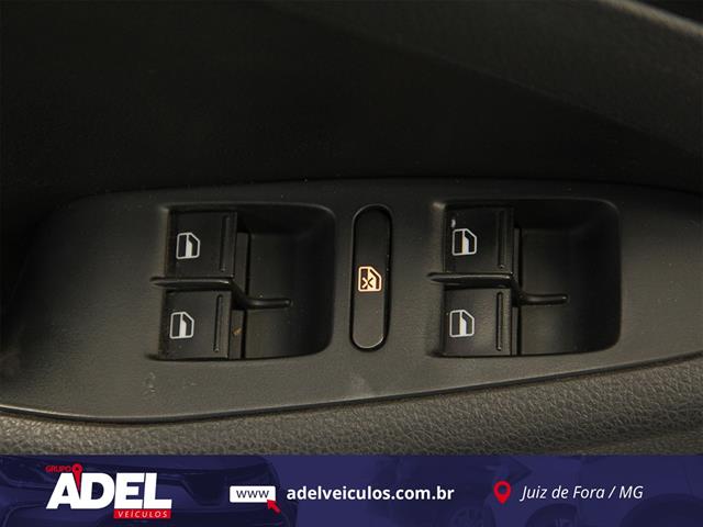 VOLKSWAGEN JETTA COMFORTLINE 2.0 T.FLEX 8V 4P TIPT. 2013