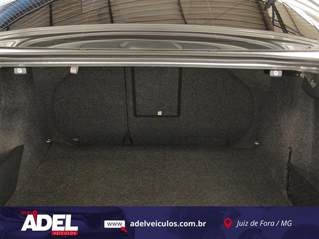 VOLKSWAGEN JETTA COMFORTLINE 2.0 T.FLEX 8V 4P TIPT. 2013