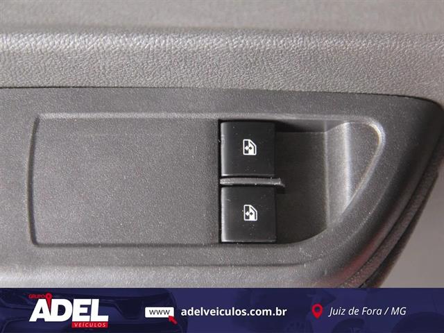 CHEVROLET ONIX HATCH LT 1.4 8V FLEXPOWER 5P MEC. 2013