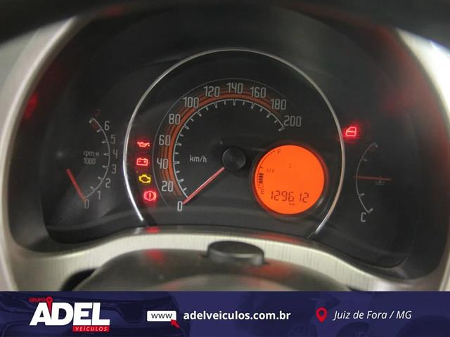 FIAT UNO WAY 1.0 EVO FIRE FLEX 8V 5P 2014