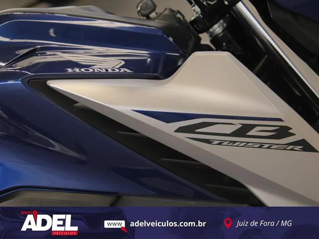 HONDA CB 300F TWISTER FLEX 2026