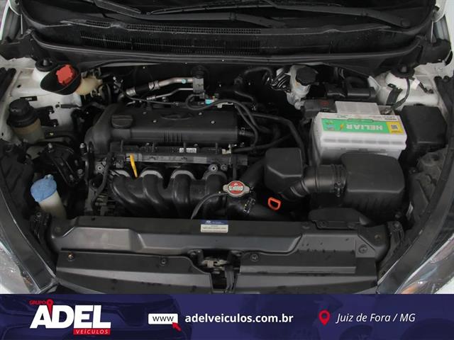 HYUNDAI HB20S C.STYLE/C.PLUS1.6 FLEX 16V AUT. 4P 2015