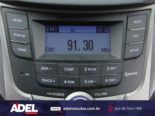 HYUNDAI HB20S C.STYLE/C.PLUS1.6 FLEX 16V AUT. 4P 2015