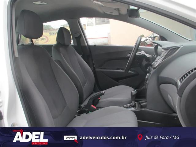 HYUNDAI HB20S C.STYLE/C.PLUS1.6 FLEX 16V AUT. 4P 2015