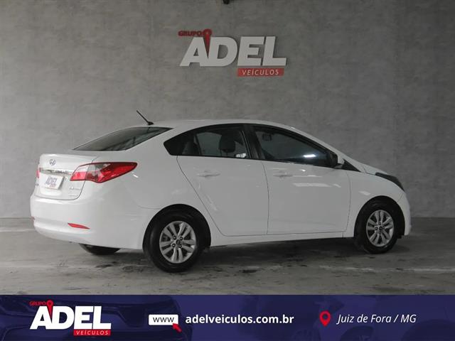 HYUNDAI HB20S C.STYLE/C.PLUS1.6 FLEX 16V AUT. 4P 2015