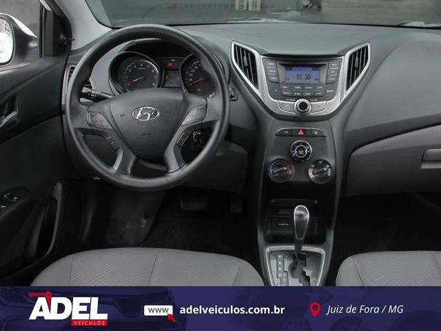 HYUNDAI HB20S C.STYLE/C.PLUS1.6 FLEX 16V AUT. 4P 2015