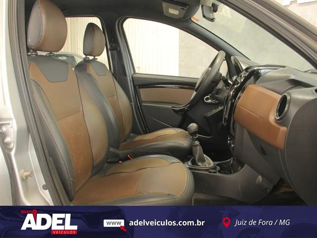 RENAULT DUSTER DAKAR 4X4 2.0 HI-FLEX 16V MEC. 2016
