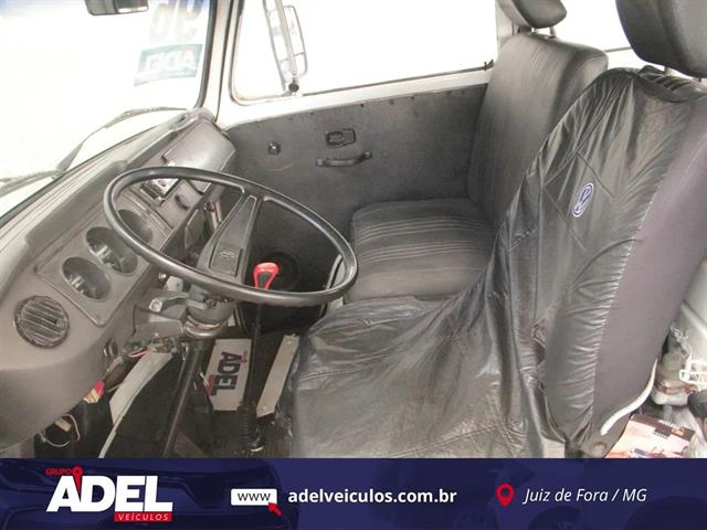 VOLKSWAGEN KOMBI FURGÃO 1996
