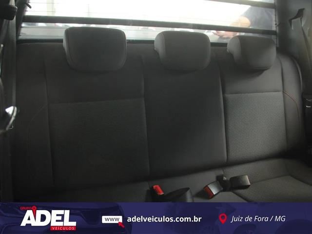 VOLKSWAGEN SAVEIRO ROCK IN RIO 1.6 TOTAL FLEX 8V CD 2016