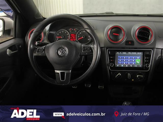 VOLKSWAGEN SAVEIRO ROCK IN RIO 1.6 TOTAL FLEX 8V CD 2016