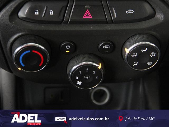 CHEVROLET ONIX HATCH LTZ 1.4 8V FLEXPOWER 5P MEC. 2014