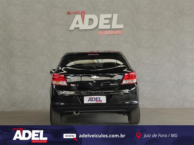CHEVROLET ONIX HATCH LT 1.4 8V FLEXPOWER 5P MEC. 2015