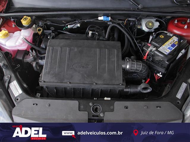 FORD FIESTA SEDAN 1.0 8V FLEX 4P 2013