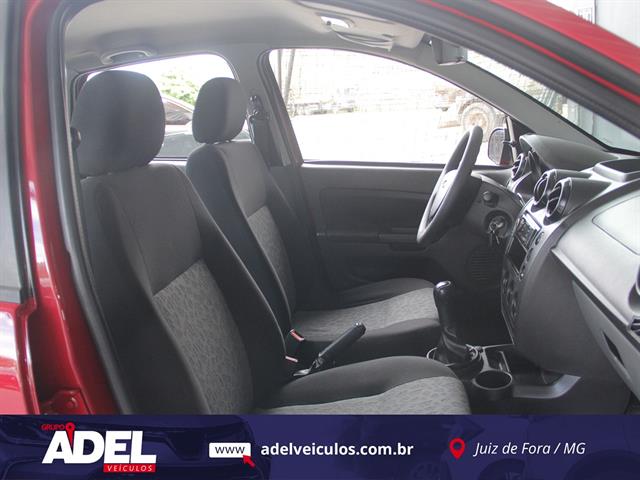 FORD FIESTA SEDAN 1.0 8V FLEX 4P 2013