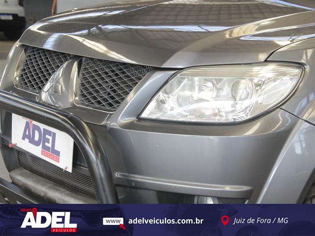 MITSUBISHI PAJERO TR4 2.0 FLEX 16V 4X2 MEC. 2015