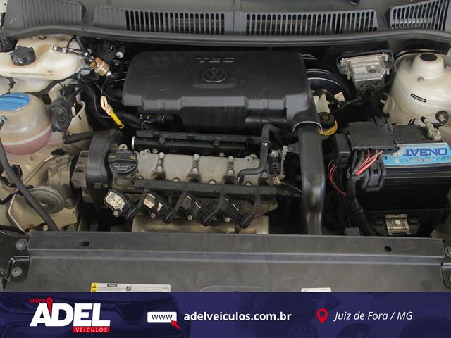 VOLKSWAGEN FOX TRENDLINE 1.0 FLEX 8V 5P 2015