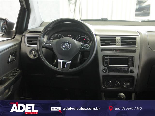 VOLKSWAGEN FOX TRENDLINE 1.0 FLEX 8V 5P 2015
