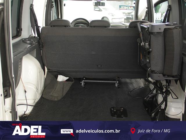FIAT DOBLO ESSENCE 1.8 FLEX 16V 5P 2013