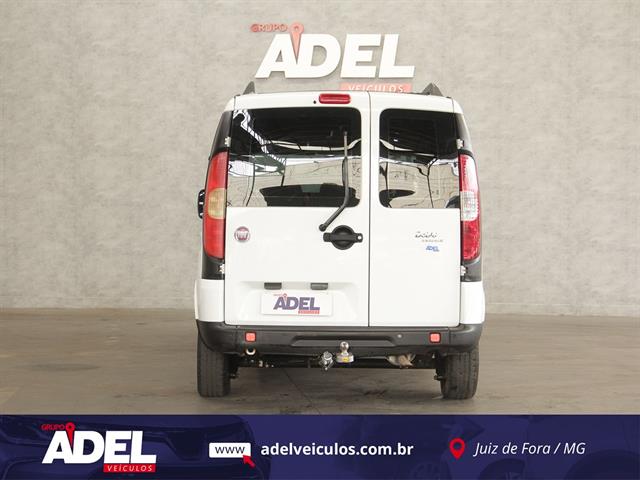 FIAT DOBLO ESSENCE 1.8 FLEX 16V 5P 2013
