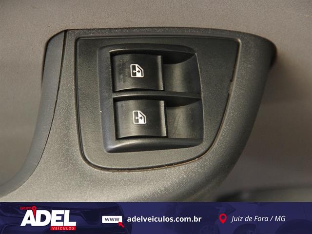 FIAT DOBLO ESSENCE 1.8 FLEX 16V 5P 2013
