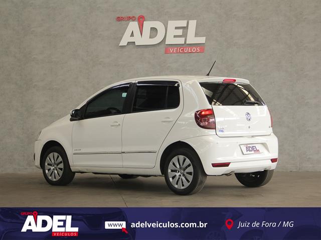 VOLKSWAGEN FOX 1.6 MI TOTAL FLEX 8V 5P 2014