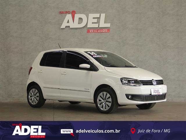 VOLKSWAGEN FOX 1.6 MI TOTAL FLEX 8V 5P 2014
