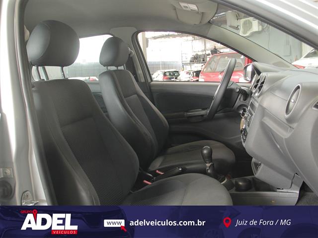 VOLKSWAGEN GOL TRENDLINE 1.0 T.FLEX 8V 5P 2016