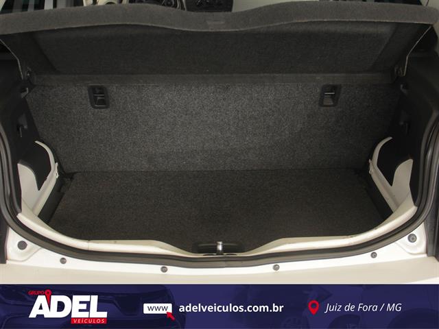 VOLKSWAGEN UP! MOVE 1.0 TOTAL FLEX 12V 5P 2015