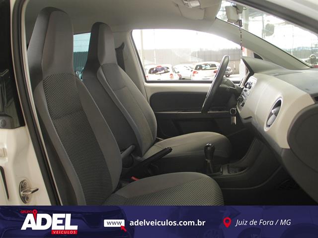 VOLKSWAGEN UP! MOVE 1.0 TOTAL FLEX 12V 5P 2015