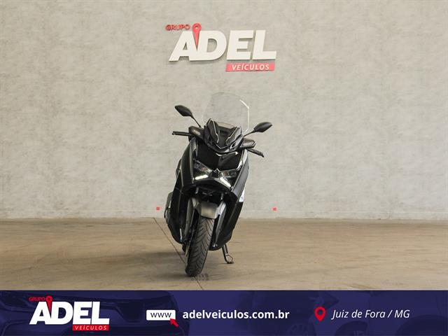 YAMAHA XMAX 250 CONNECTED 2025