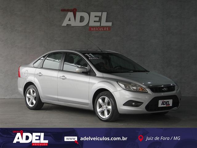 FORD FOCUS TITANIUM 2.0 16V FLEX 5P MEC. 2011