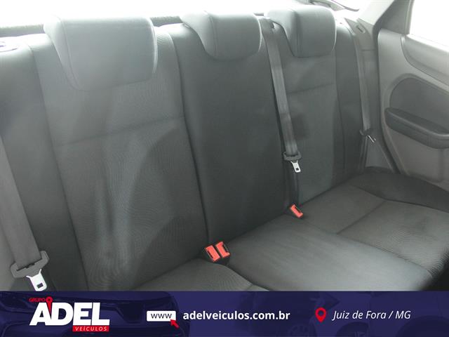 FORD FOCUS TITANIUM 2.0 16V FLEX 5P MEC. 2011