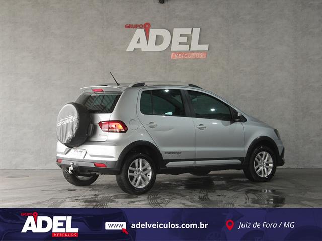 VOLKSWAGEN CROSSFOX 1.6 MI TOTAL FLEX 8V 5P 2015