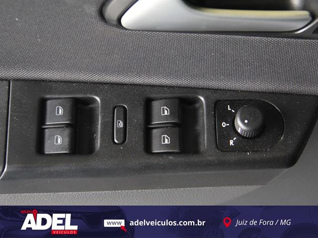 VOLKSWAGEN CROSSFOX 1.6 MI TOTAL FLEX 8V 5P 2015